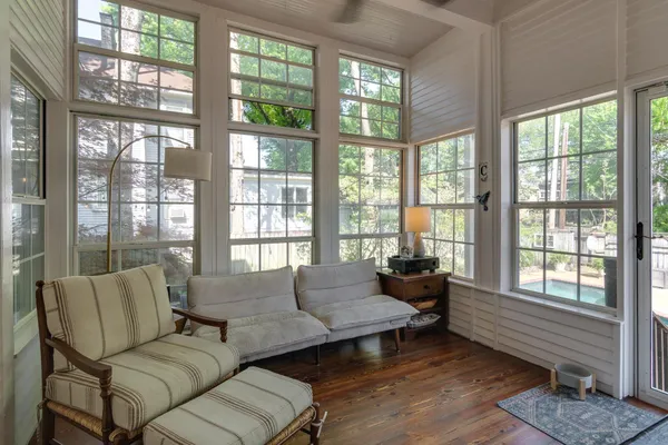 $675,000 | 1328 Carr Avenue, Memphis, TN 38104