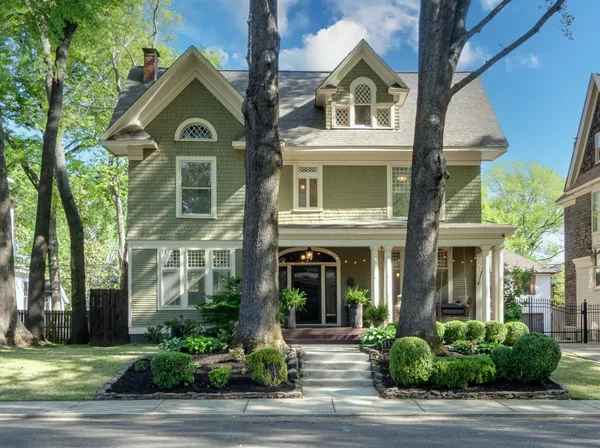 $675,000 | 1328 Carr Avenue, Memphis, TN 38104