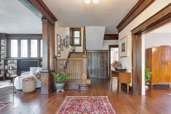 $675,000 | 1328 Carr Avenue, Memphis, TN 38104