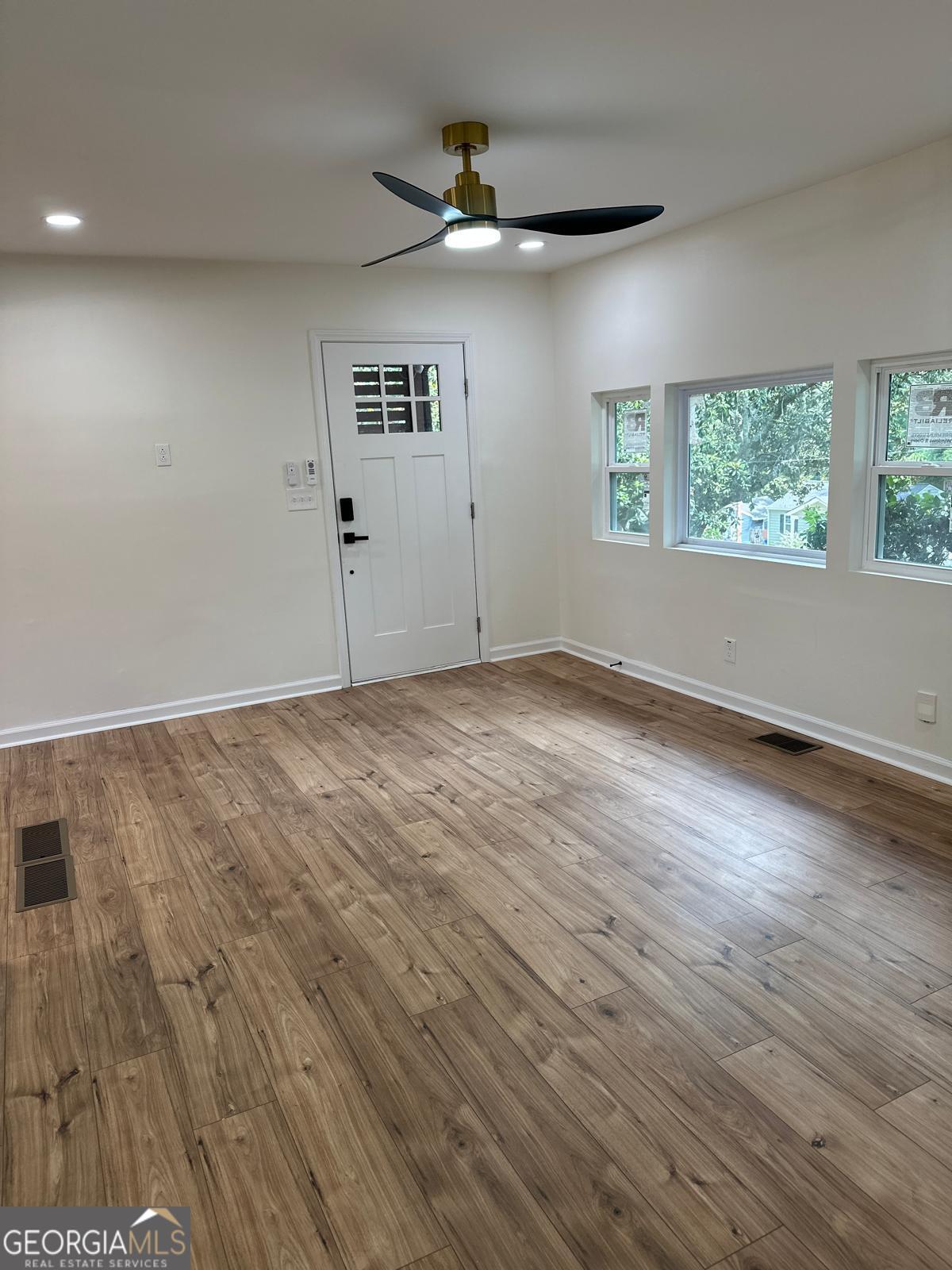 3589 Orchard Circle Decatur, GA 30032 - Photo 4 of 20