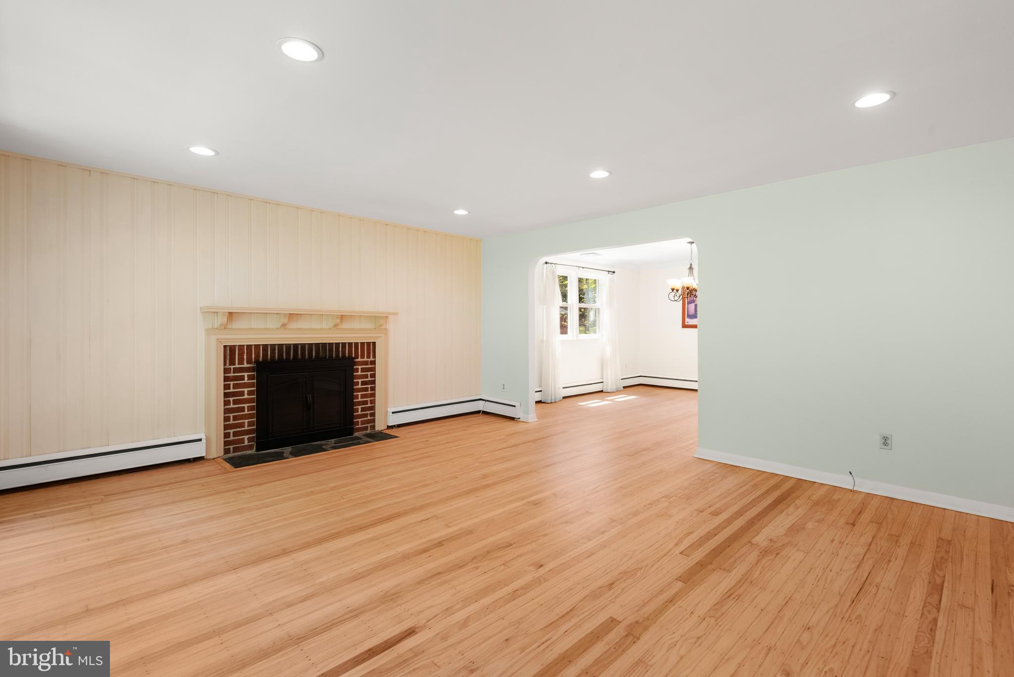 824 Old Eagle School Road Wayne, PA 19087 - Photo 4 of 34