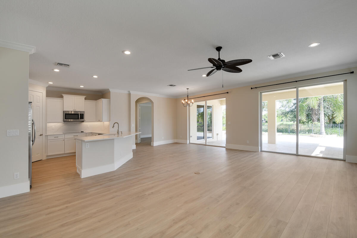 151 Whale Cay Way Jupiter, FL 33458 - Photo 23 of 64 Family Room