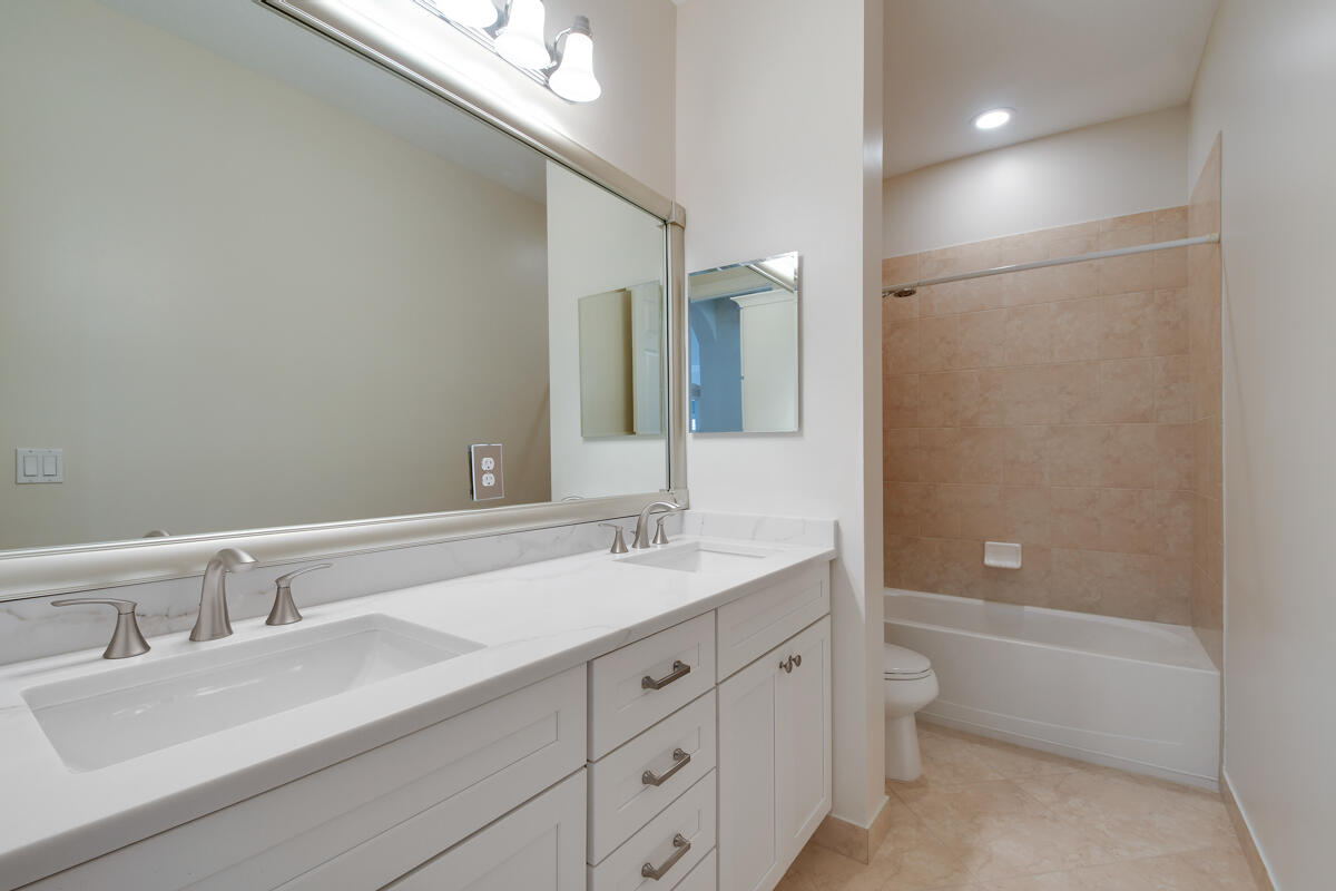 151 Whale Cay Way Jupiter, FL 33458 - Photo 36 of 64 2nd Bathroom