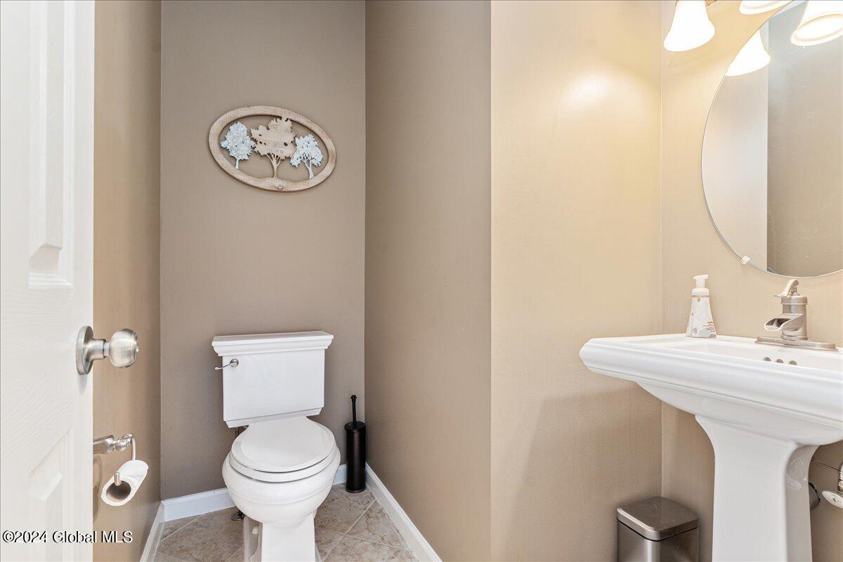 17 Springfield Drive Malta, NY 12118 - Photo 14 of 45 20-17 SPRINGFIELD-27