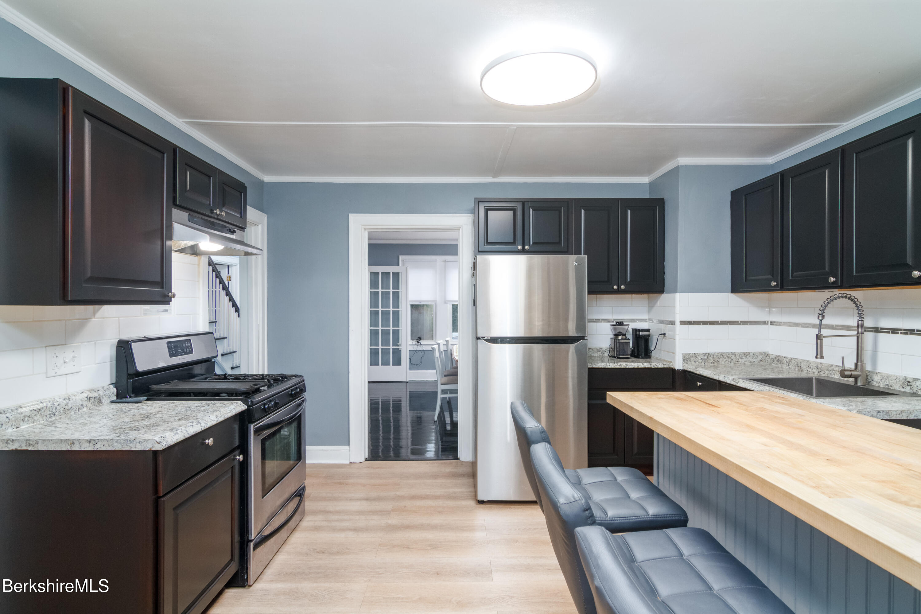 36 George Street Pittsfield, MA 01201 - Photo 19 of 35 20251003-01-36GeorgeSt-Pittsfield-MA-012