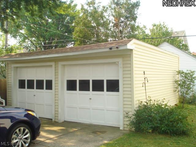 6907-6909 Ackley Road Parma, OH 44129 - Photo 4 of 25 2-Car Garage