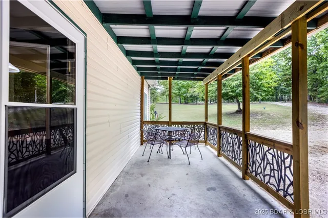 $315,000 | 401 Valley Spring Road, Camdenton, MO 65020