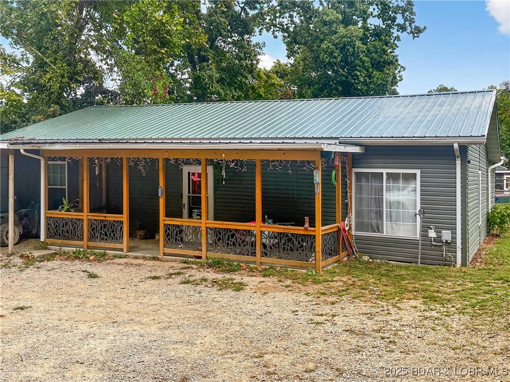 401 Valley Spring Road Camdenton, MO 65020 - Photo 3 of 25