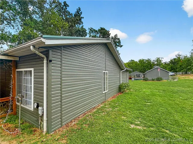 $315,000 | 401 Valley Spring Road, Camdenton, MO 65020