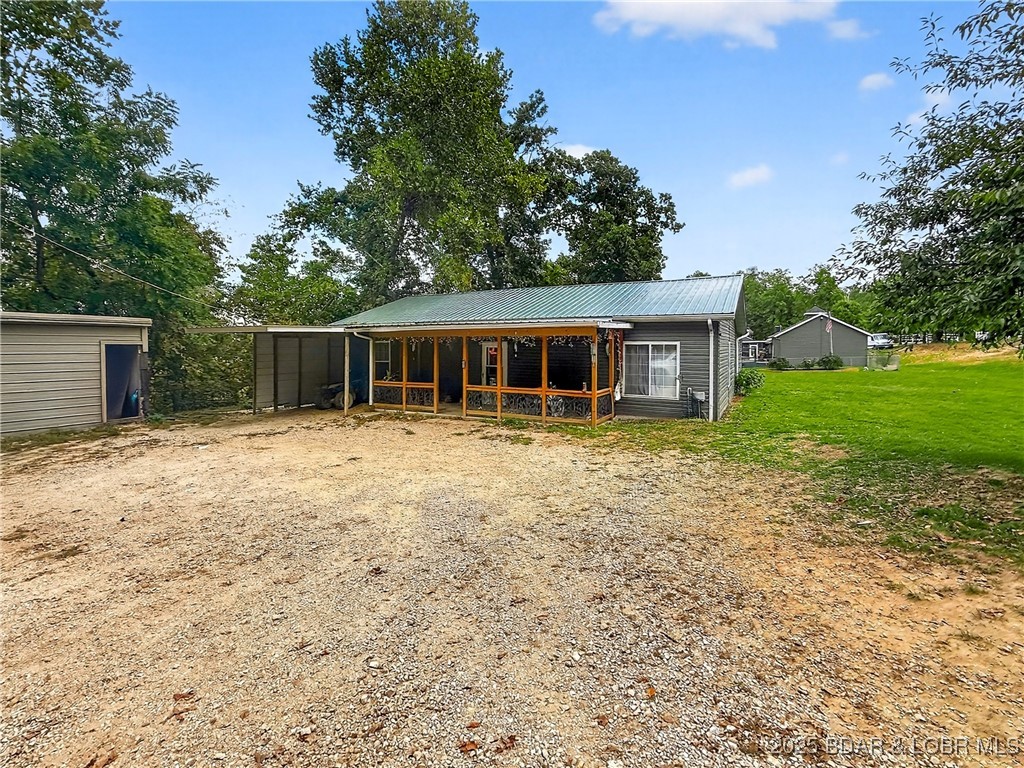 401 Valley Spring Road Camdenton, MO 65020 - Photo 5 of 25