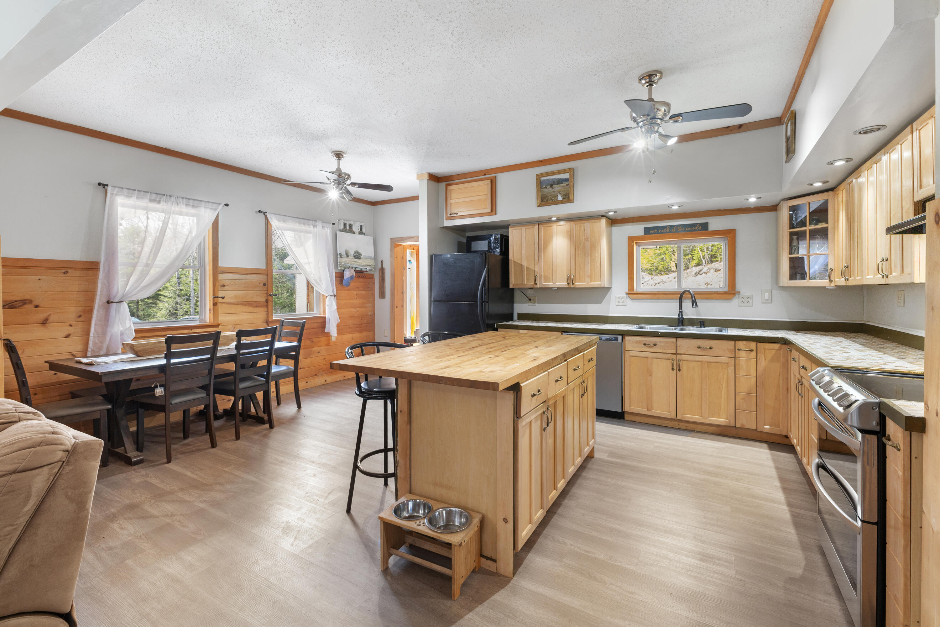 18 Deer Ridge Lane Surry, ME 04684 - Photo 10 of 50 IMG_5031