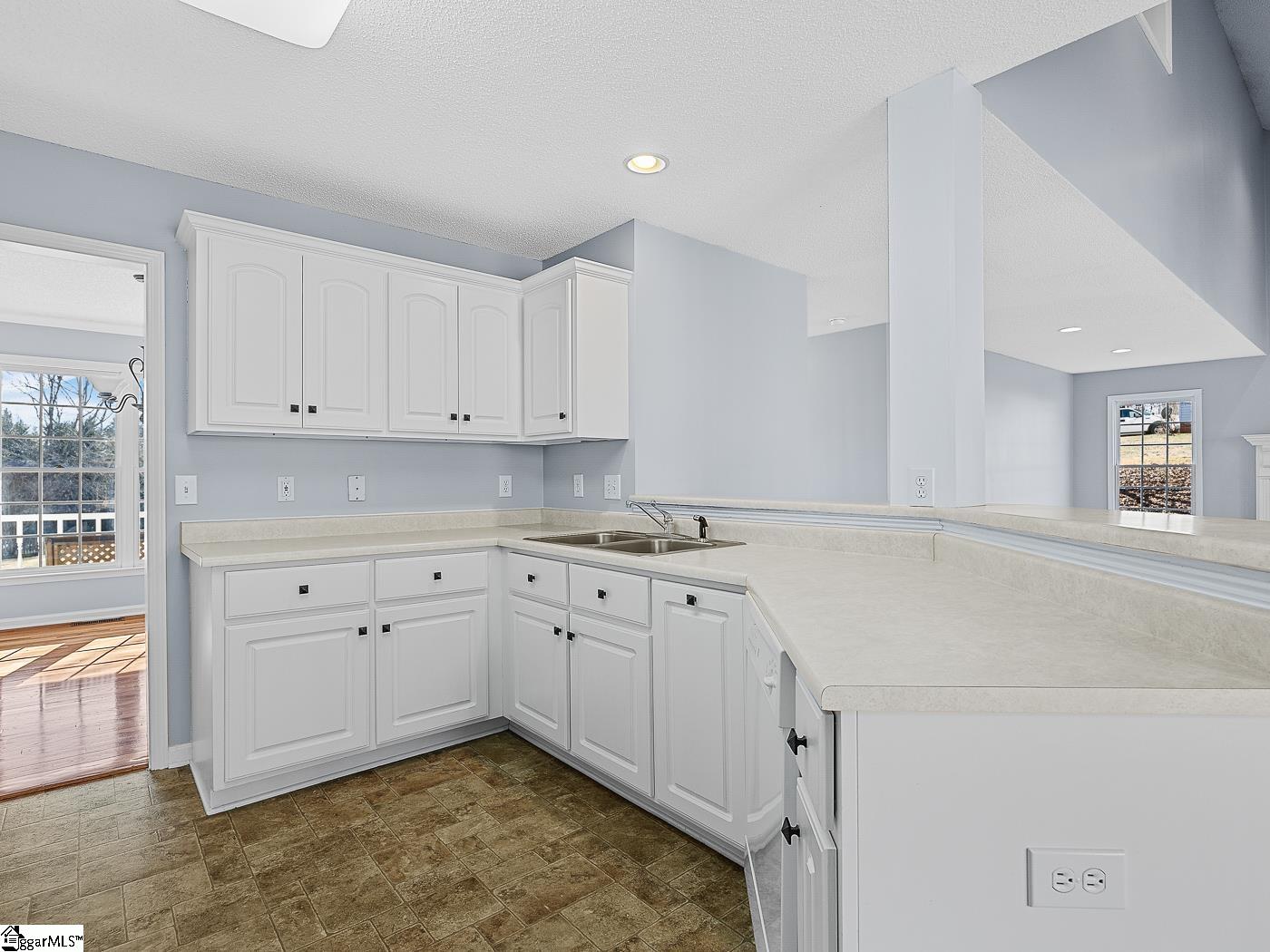 8 Woodwind Way Greer, SC 29651 - Photo 12 of 36