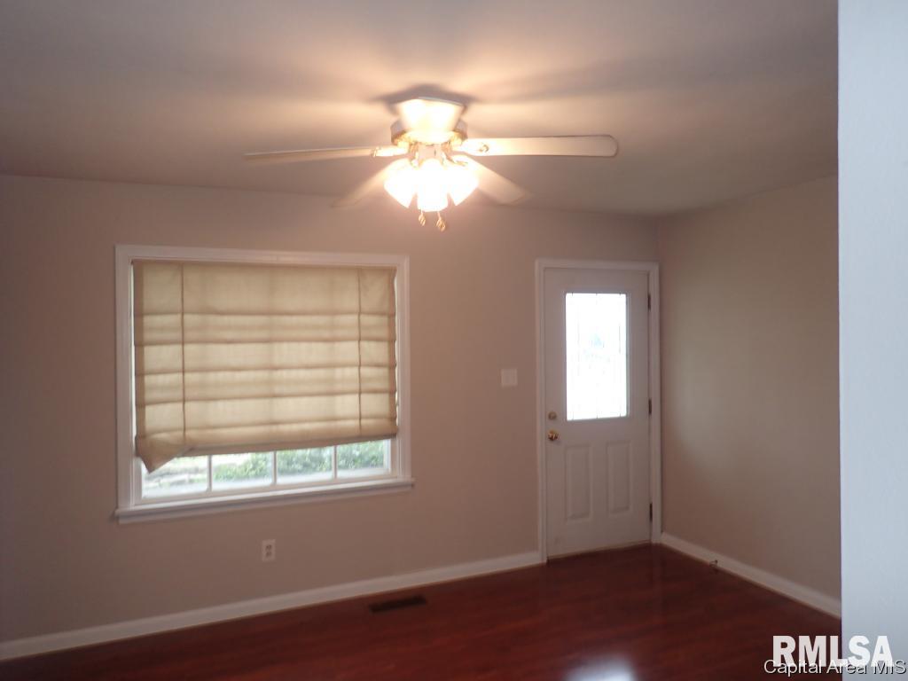 3025 South 3rd Street Springfield, IL 62703 - Photo 5 of 12