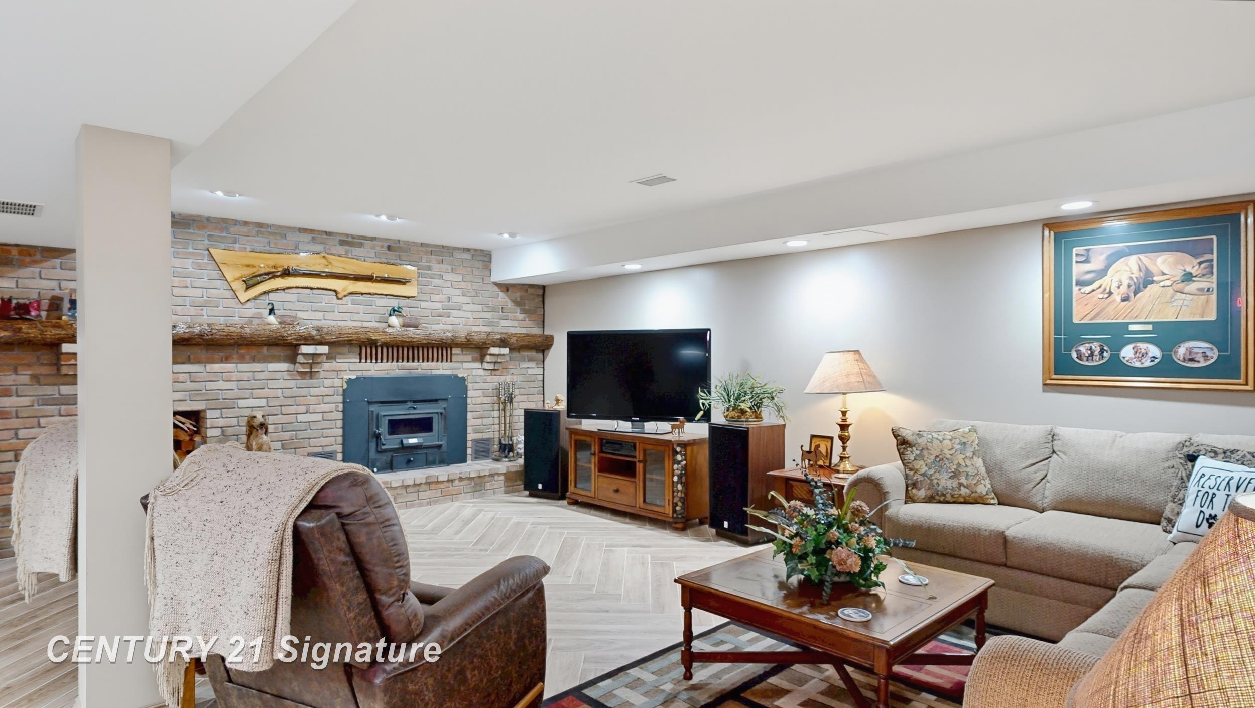 10463 North Woodbridge Road Wheeler, MI 48662 - Photo 33 of 68 Gallery Image 33