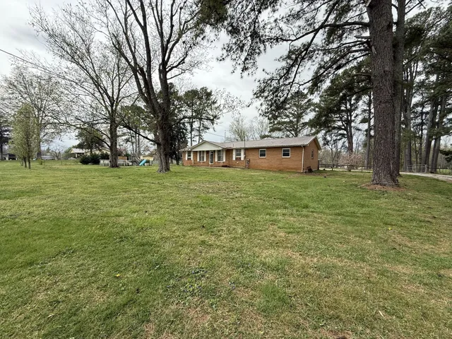 $285,000 | 619 North Diagonal Street, Decherd, TN 37324