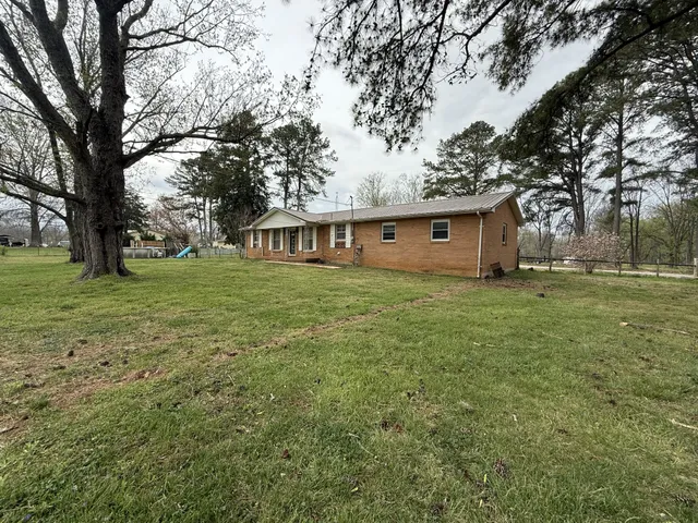$285,000 | 619 North Diagonal Street, Decherd, TN 37324