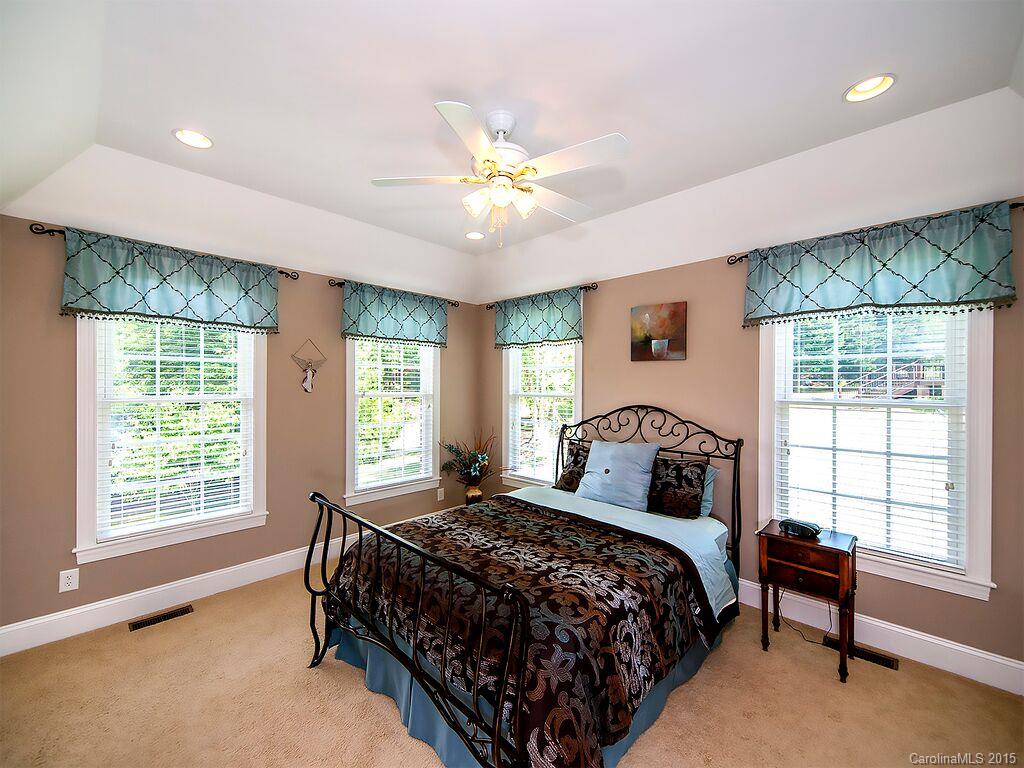 10809 Fox Hedge Road Matthews, NC 28105 - Photo 11 of 24 Gallery Image 11