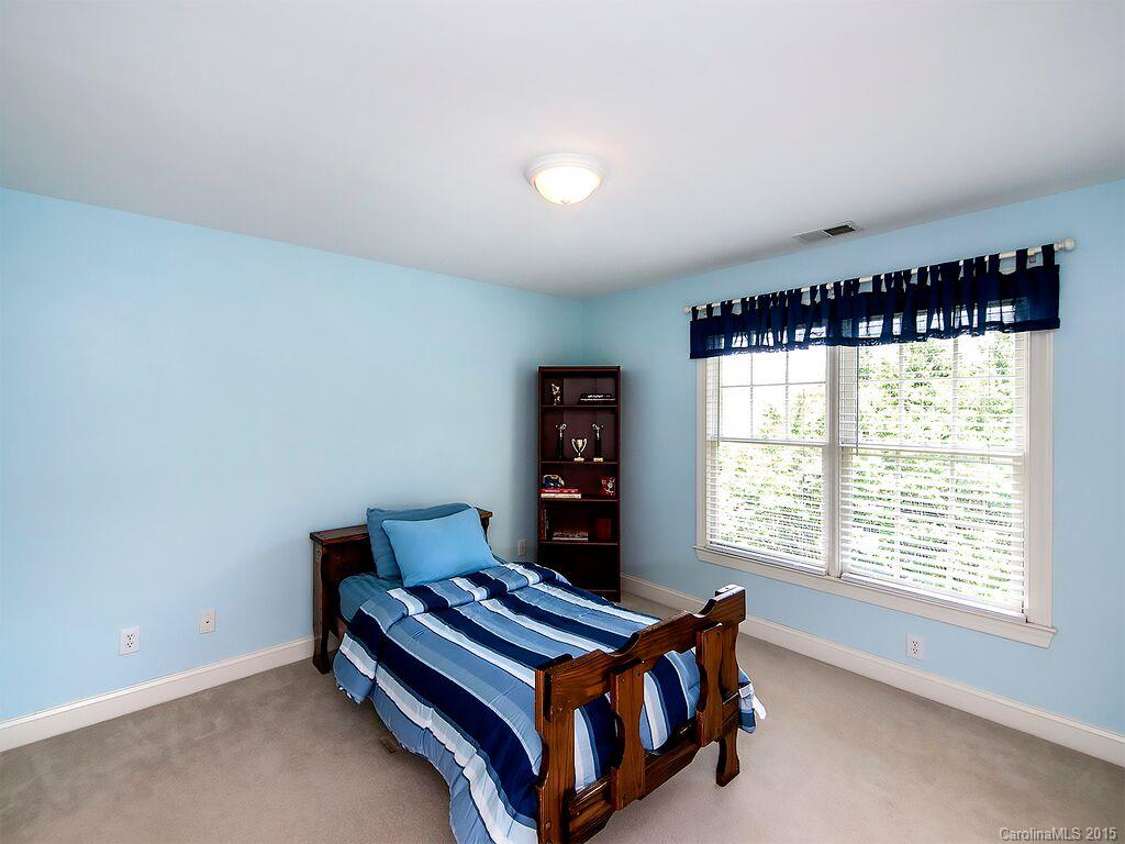 10809 Fox Hedge Road Matthews, NC 28105 - Photo 18 of 24 Gallery Image 18