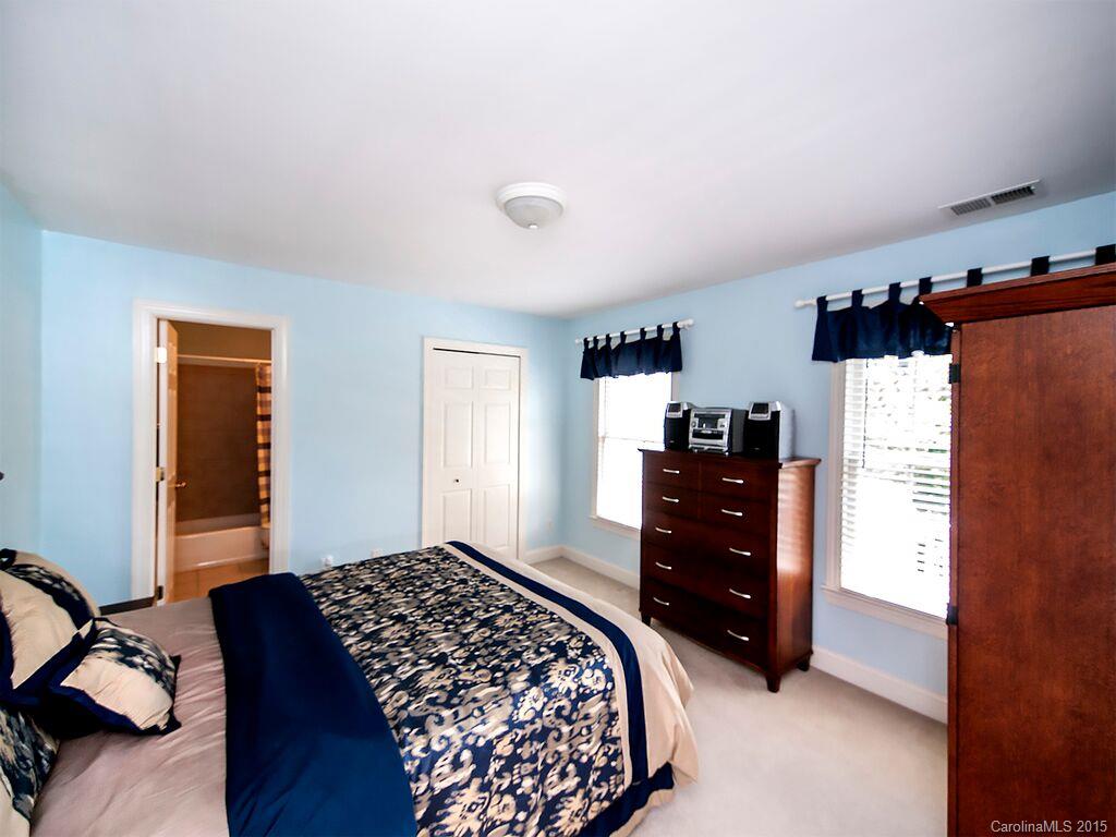 10809 Fox Hedge Road Matthews, NC 28105 - Photo 19 of 24 Gallery Image 19