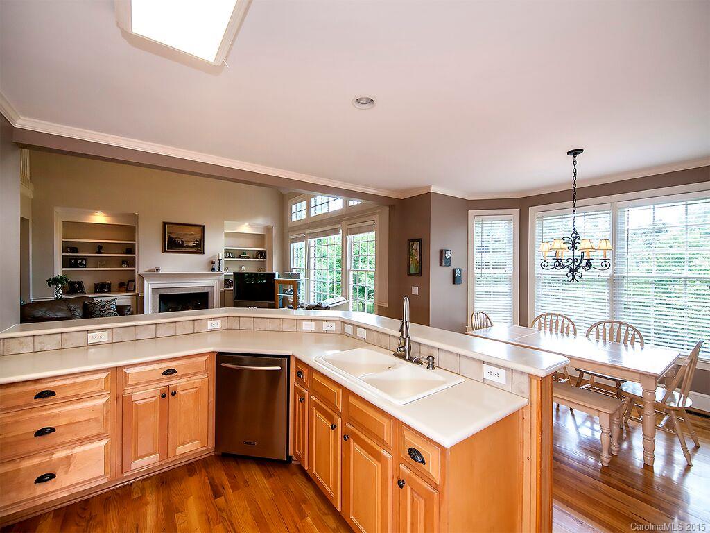 10809 Fox Hedge Road Matthews, NC 28105 - Photo 8 of 24 Gallery Image 8