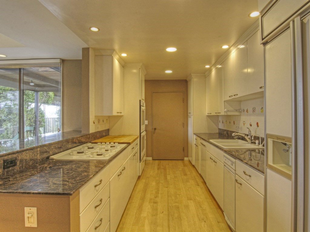 1627 North W Point Road Spokane, WA 99201 - Photo 10 of 19 Gallery Image 10