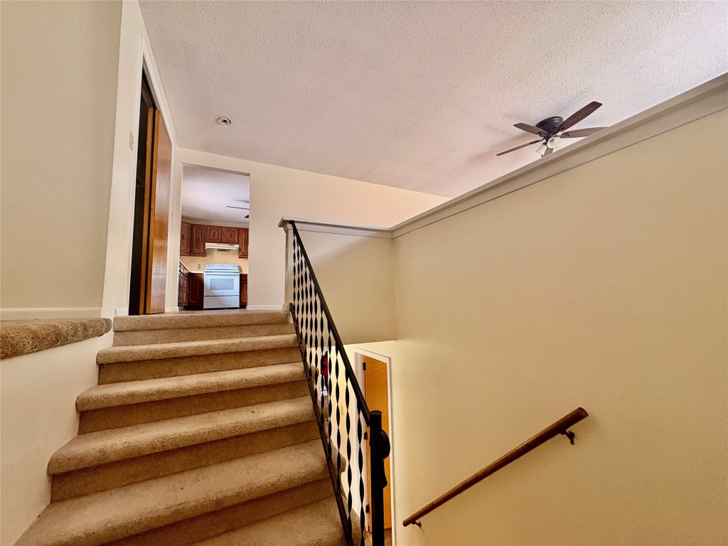 1613 Newell Road Endicott, NY 13760 - Photo 5 of 10