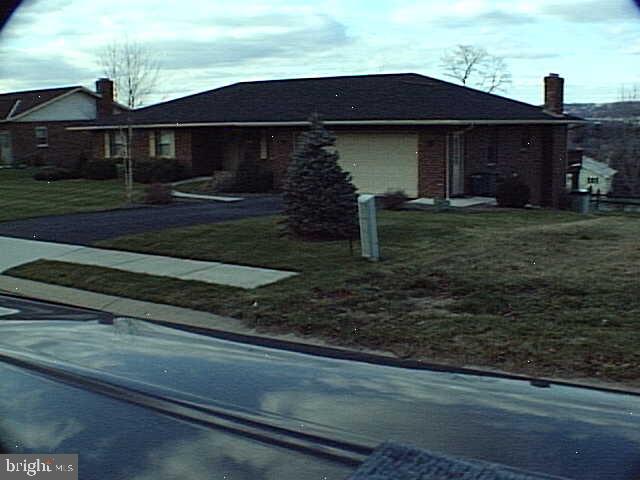 3575 Pebble Ridge Drive York, PA 17402 - Photo 1 of 1 Gallery Image 1