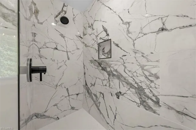 $260,000 | 806 West Dameron Avenue, Liberty, NC 27298