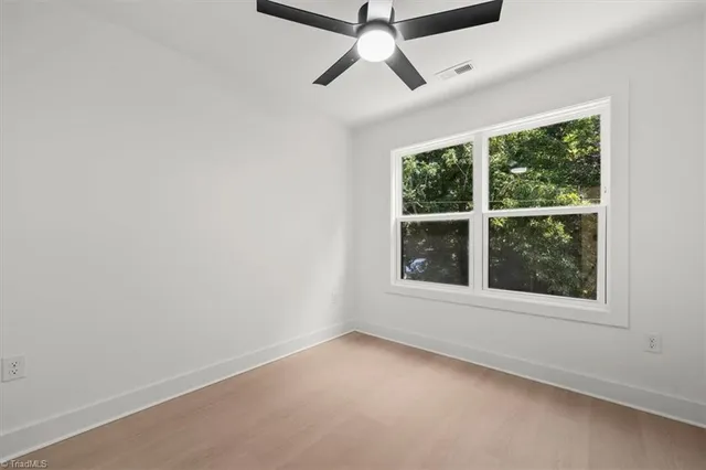 $260,000 | 806 West Dameron Avenue, Liberty, NC 27298