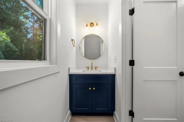 $260,000 | 806 West Dameron Avenue, Liberty, NC 27298