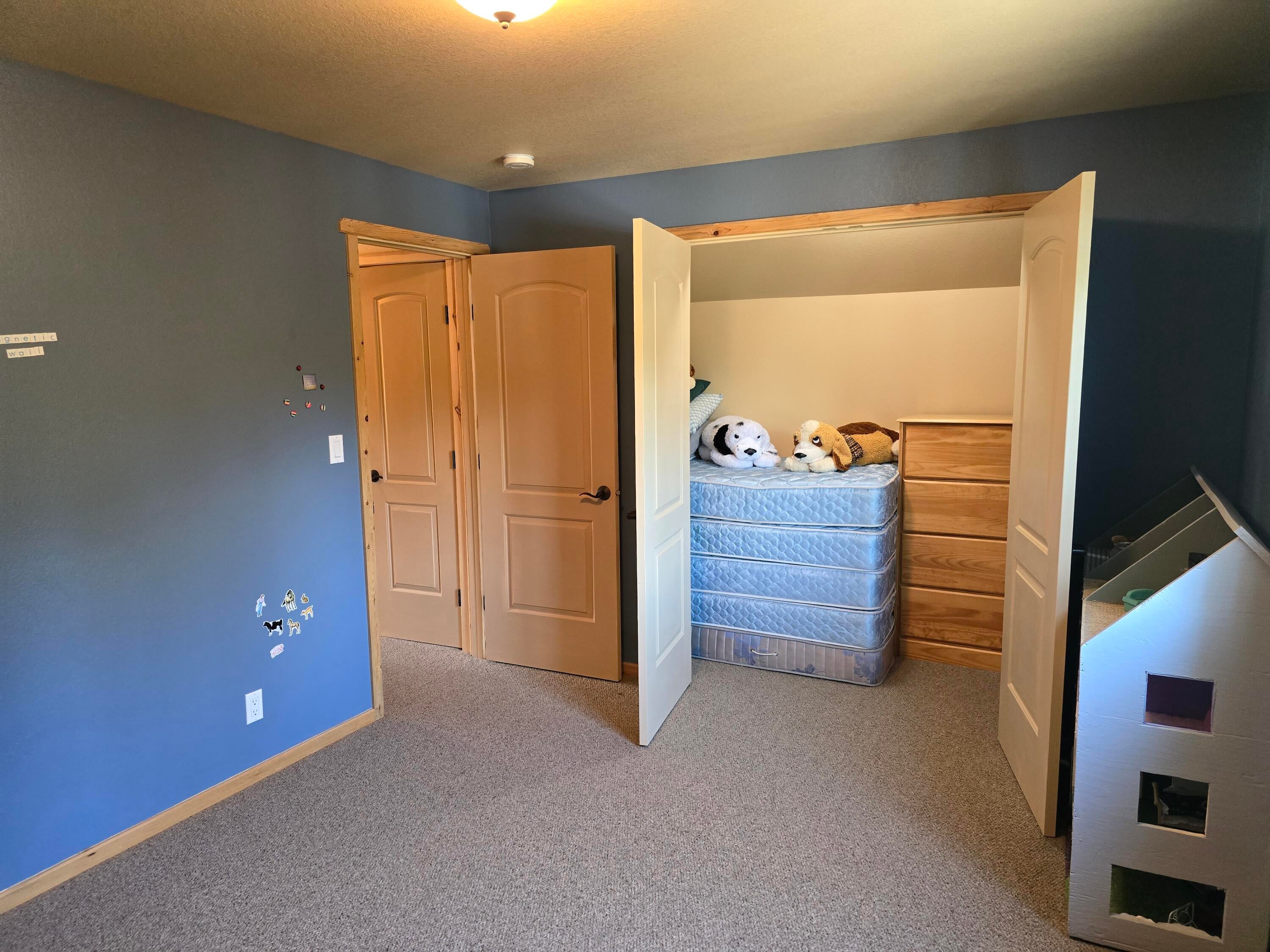 124055 2 Rivers Road Crescent Lake, OR 97733 - Photo 32 of 56 2nd bedroom