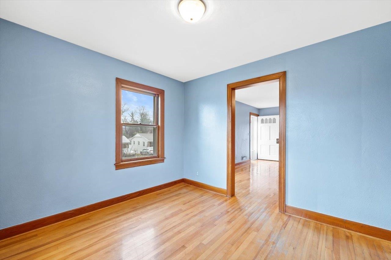 220 Overlook Road Staunton, VA 24401 - Photo 7 of 29 Gallery Image 7