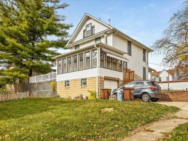 $178,900 | 125 East 5th Street, Pecatonica, IL 61063