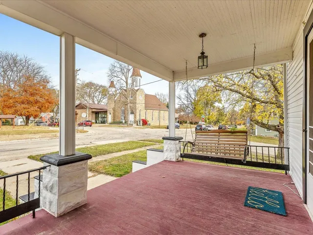 $178,900 | 125 East 5th Street, Pecatonica, IL 61063