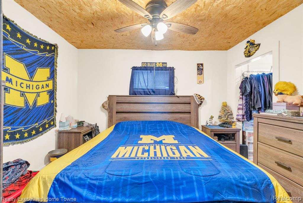 5086 State Road Fort Gratiot, MI 48059 - Photo 17 of 47 Gallery Image 17