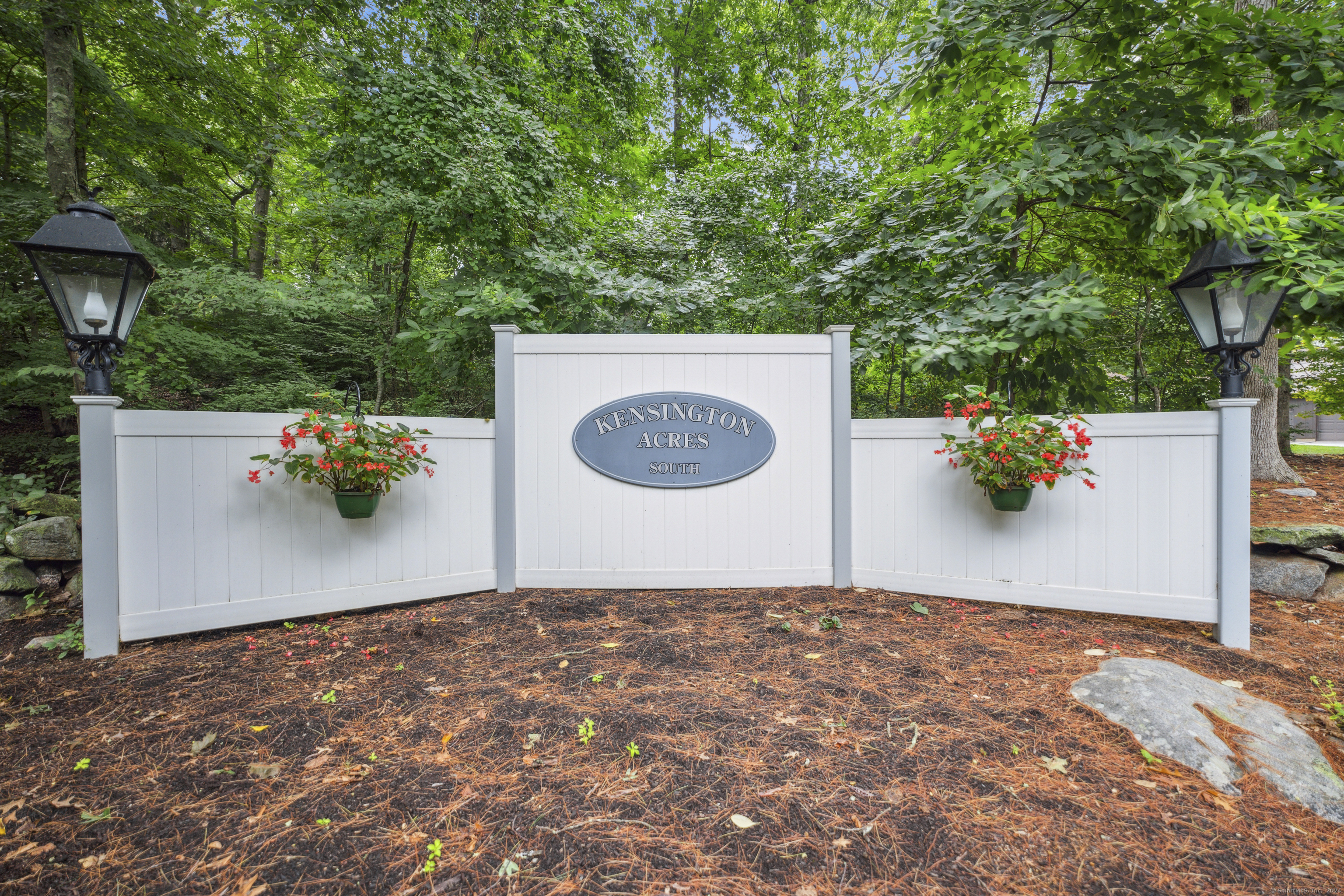 23 Wilshire Road, Unit C Madison, CT 06443 - Photo 1 of 1 Gallery Image 1