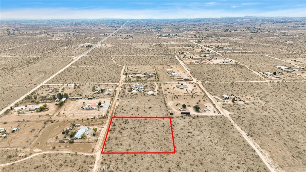 12432 La Mirada Road Phelan, CA 92371 - Photo 3 of 11 view of city