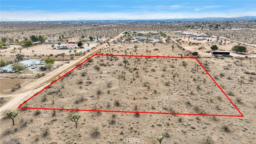 12432 La Mirada Road Phelan, CA 92371 - Photo 5 of 11 a view of a sky from a terrace
