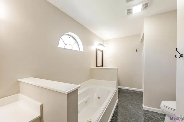 $299,000 | 1801 Harvest Drive, Houma, LA 70360