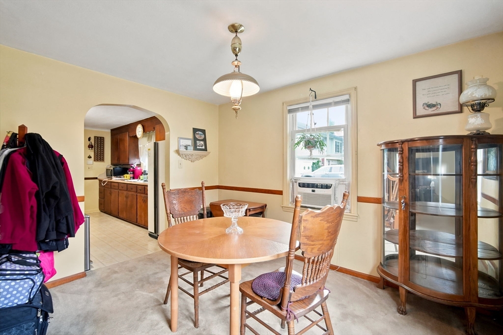 1258 Liberty Street Springfield, MA 01104 - Photo 9 of 32