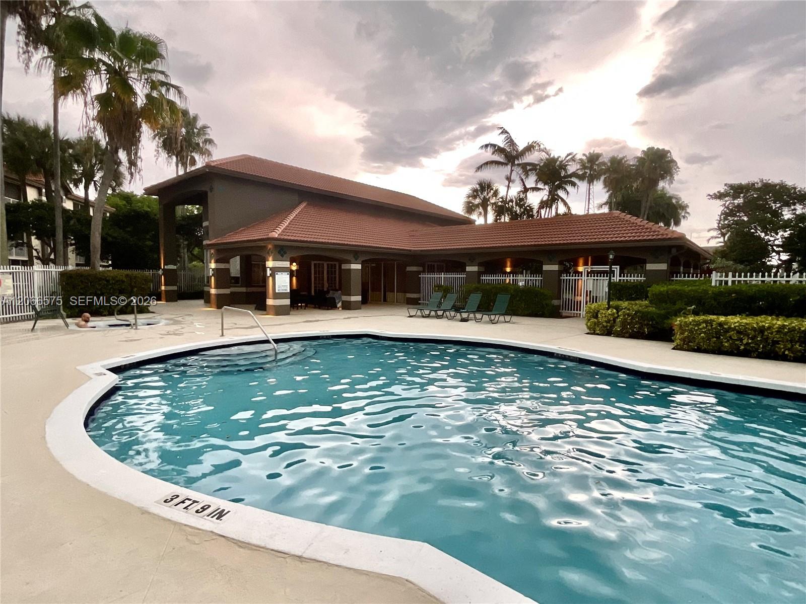 420 South Park Road, Unit 108 Hollywood, FL 33021 - Photo 3 of 18 Gallery Image 3