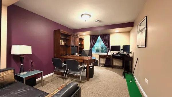 $730,000 | 6 Glenview Court, Bolingbrook, IL 60490