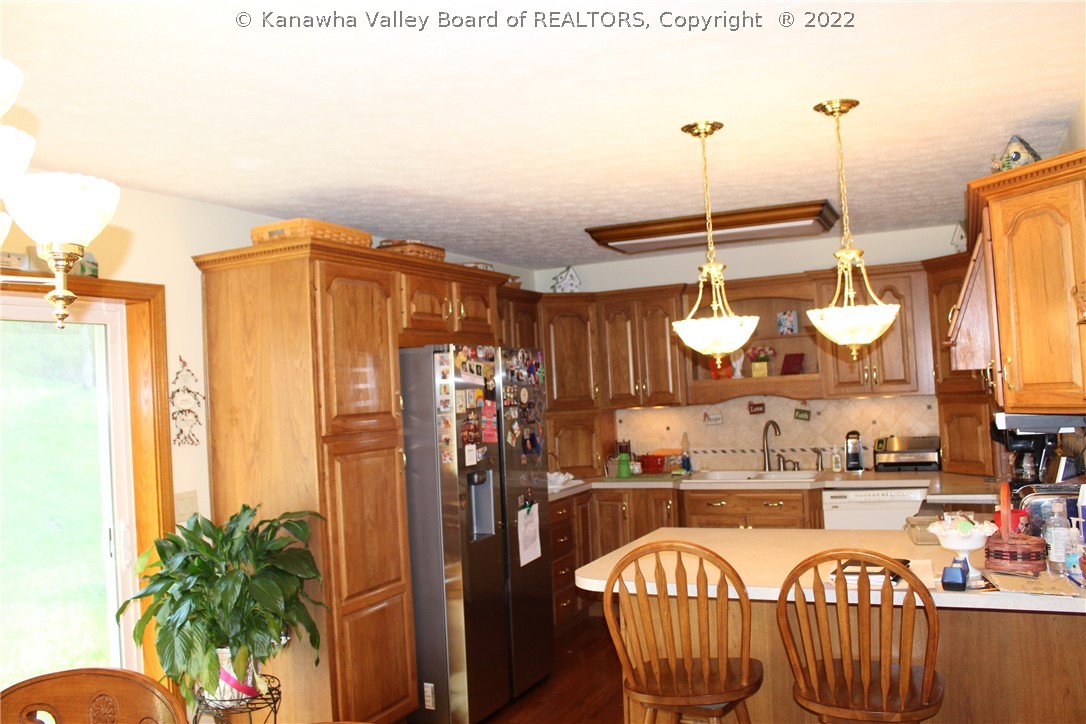 4579 Victoria Road Charleston, WV 25313 - Photo 8 of 23 Gallery Image 8