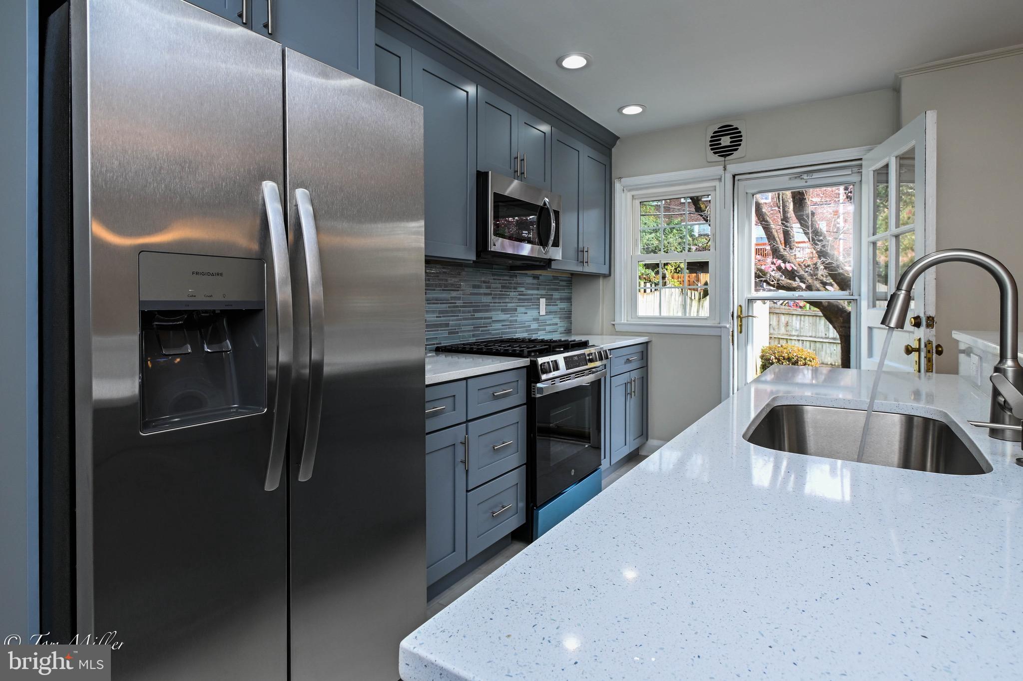 127 Stanmore Road Baltimore, MD 21212 - Photo 11 of 37 SS Appliances w/ ElectricRange &Builtin Spice Rack