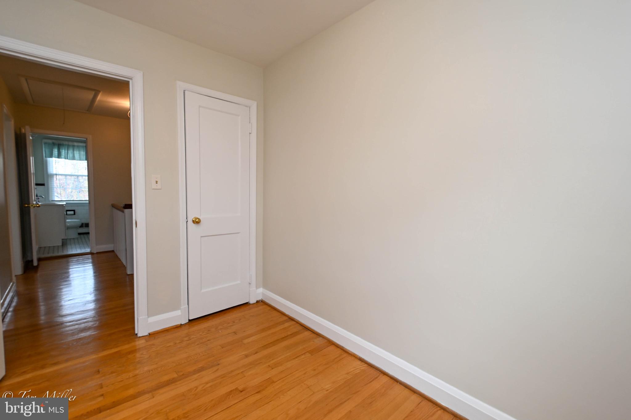 127 Stanmore Road Baltimore, MD 21212 - Photo 23 of 37 Bedroom #3 (end) w/ Hardwood Floors