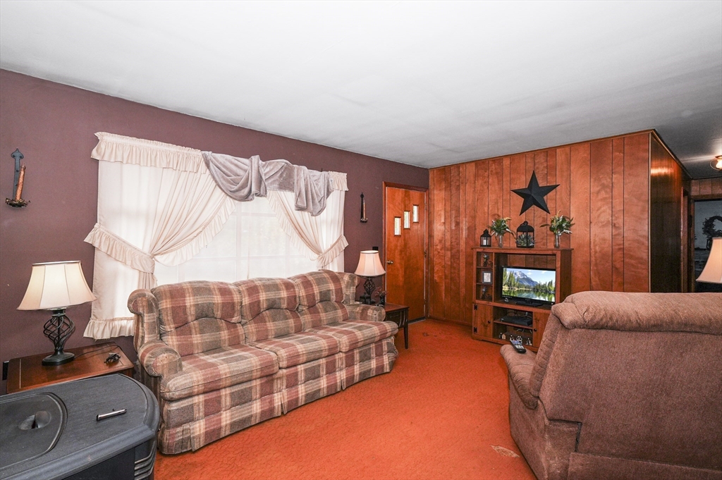 122 Chestnut Street Rehoboth, MA 02769 - Photo 14 of 34 Gallery Image 14