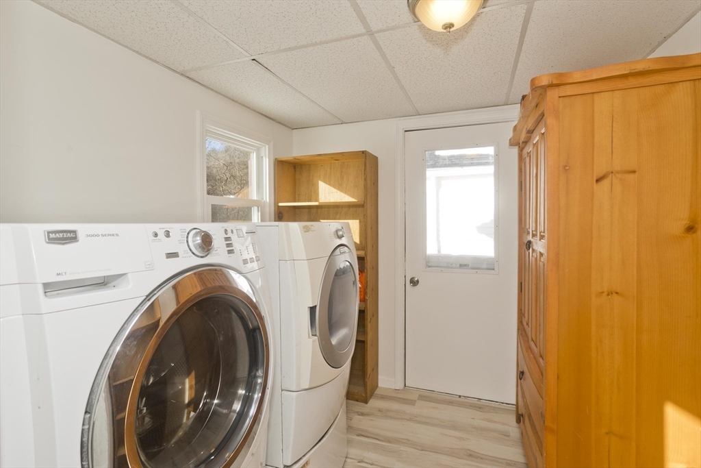 16 Knightville Dam Road Huntington, MA 01050 - Photo 22 of 40 a utility room with dryer and washer