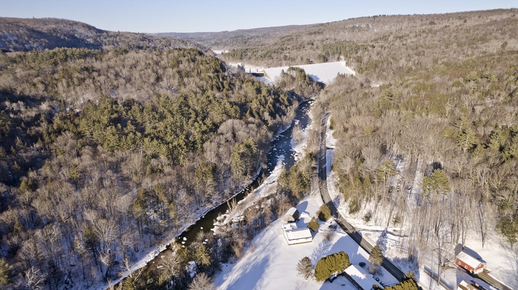 16 Knightville Dam Road Huntington, MA 01050 - Photo 33 of 40 a view of a city