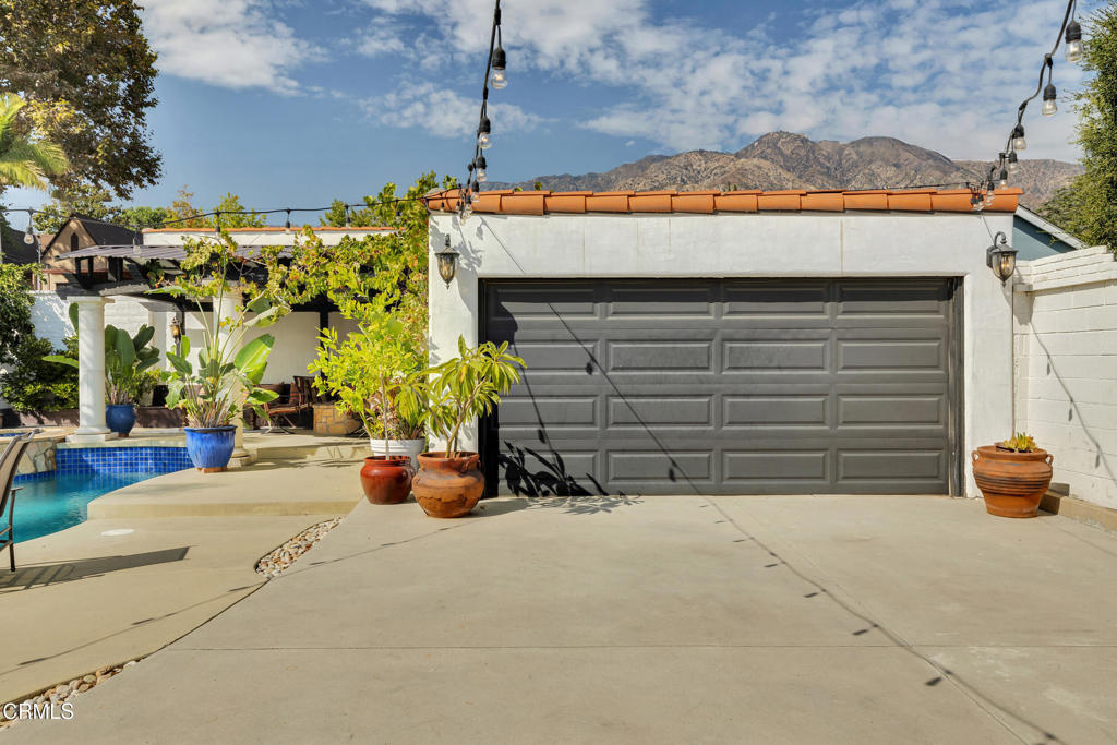 1807 Vistillas Road Altadena, CA 91001 - Photo 32 of 38 a view of the street with potted plants