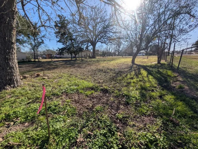 $35,000 | 113 South Santa Fe Road, Somerville, TX 77879